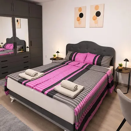 Moderan Apartman, Balkon, Klima, Parking, Wifi, Lokacija